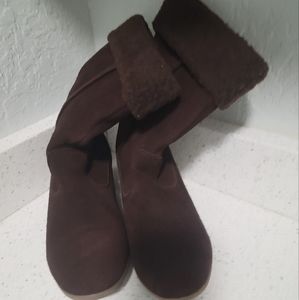 Lands' End Snow Boots.  Size 9.